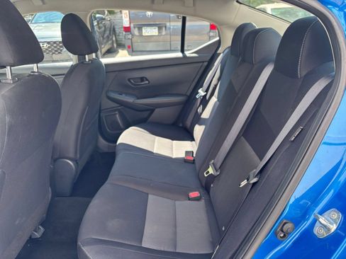 Used 2025 Nissan Sentra SV FWD image 24