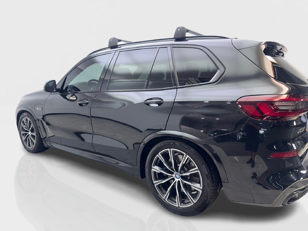 Used 2023 BMW X5 xDrive45e w/ M Sport Package AWD/4WD image 16