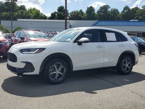 Used 2025 Honda HR-V EX-L image 3