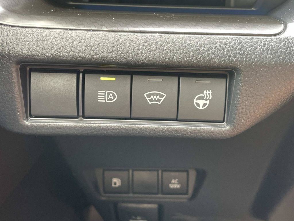 New 2026 Toyota Prius Plug-In Hybrid FWD image 26