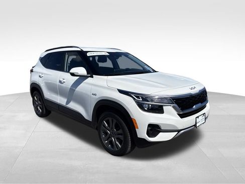 Certified 2023 Kia Seltos S AWD/4WD image 4