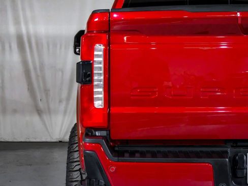 Used 2023 Ford F250 Lariat w/ Lariat Ultimate Package image 42