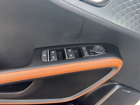 Used 2025 Kia Soul EX image 13