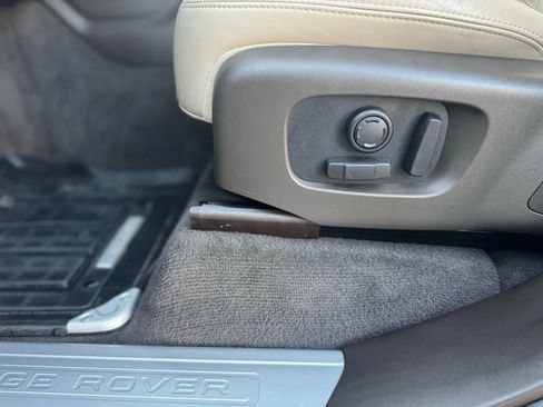 Used 2020 Land Rover Range Rover Sport HSE Dynamic image 17