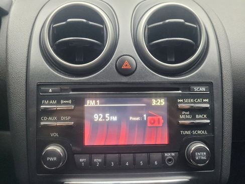 Used 2015 Nissan Rogue S w/ Convenience Package image 25