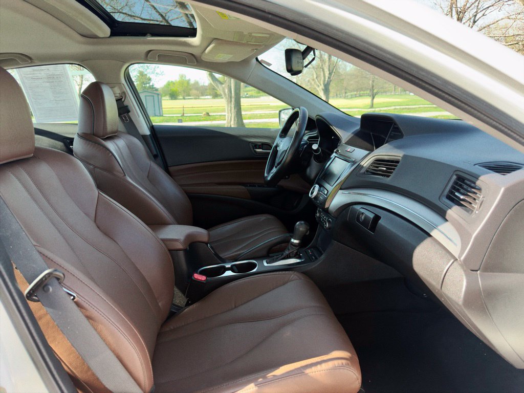 Used 2020 Acura ILX w/ Premium Package FWD image 26