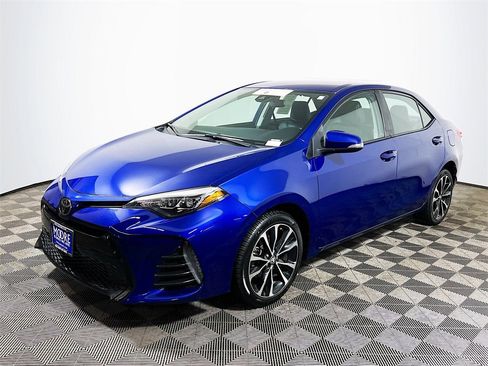 Certified 2019 Toyota Corolla SE image 4