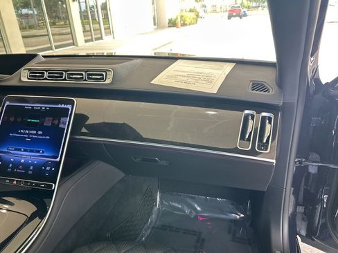 Used 2023 Mercedes-Benz S 580 4MATIC Sedan image 26