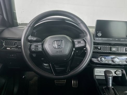 Used 2025 Honda Civic Sport image 18