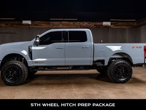 Used 2024 Ford F250 Lariat w/ Sport Appearance Package image 6