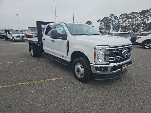 New 2025 Ford F350 XL w/ XL Chrome Package image 8