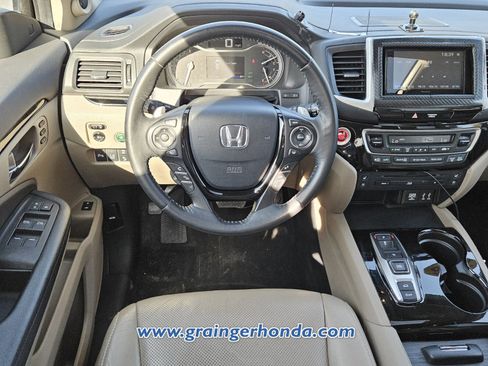 Used 2016 Honda Pilot Elite image 12
