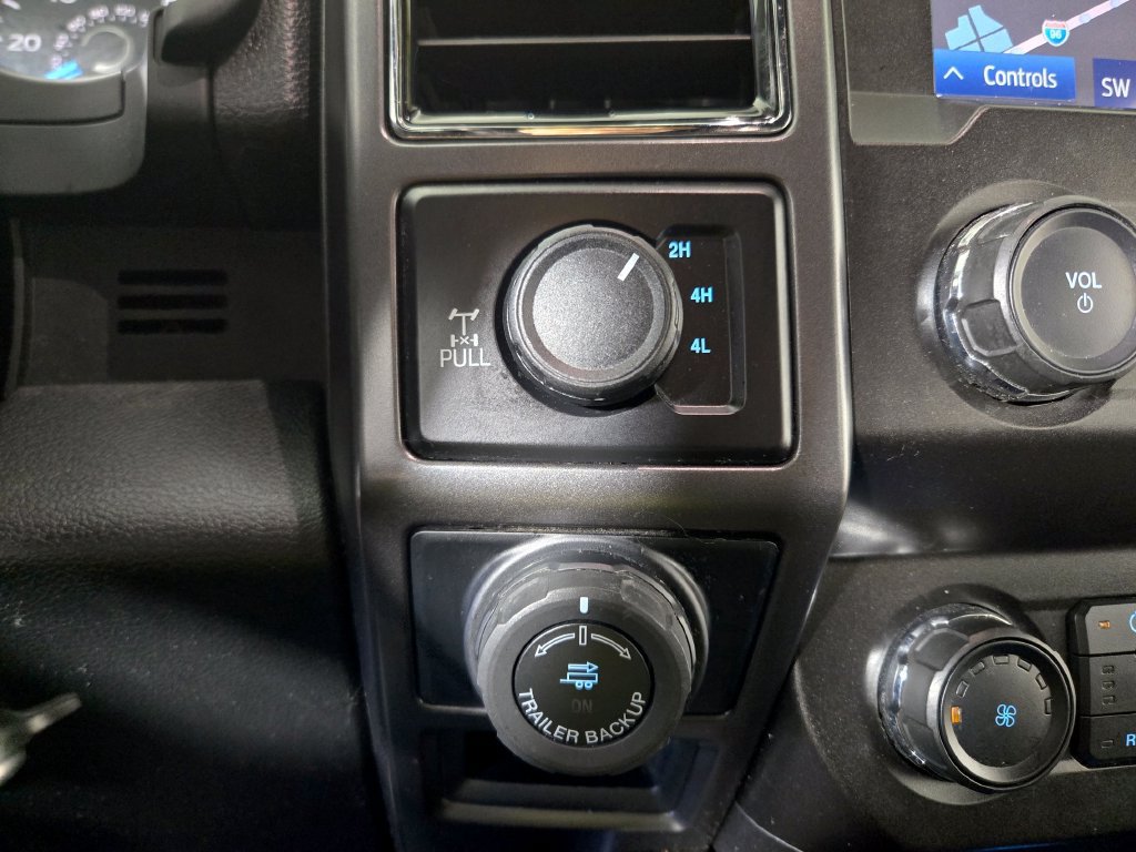 Used 2019 Ford F150 XLT w/ Equipment Group 302A Luxury AWD/4WD image 30