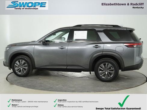 Used 2025 Nissan Pathfinder SV image 6