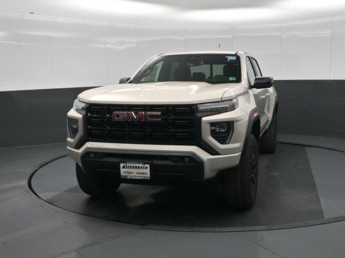 New 2026 GMC Canyon Elevation w/ Convenience Package image 5