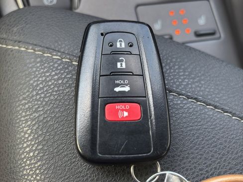 Used 2024 Toyota Camry XSE image 29