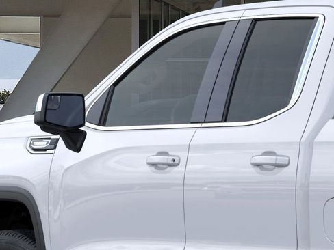 New 2025 GMC Sierra 1500 SLE w/ Preferred Package image 12