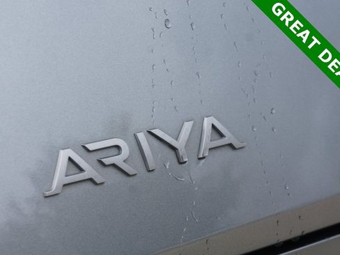 Used 2023 Nissan Ariya AWD image 10