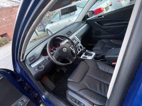 Used 2009 Volkswagen Passat Komfort image 14