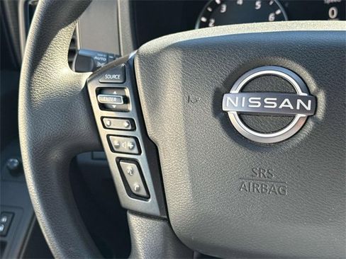 Certified 2023 Nissan Frontier SV w/ Midnight Edition Package image 11
