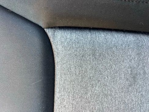 Used 2022 Chrysler 300 Touring w/ Sport Appearance Package image 21