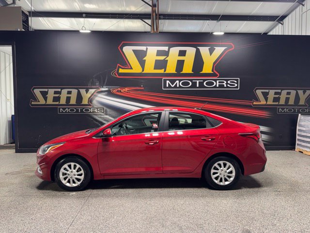 Used 2021 Hyundai Accent SEL FWD image 3