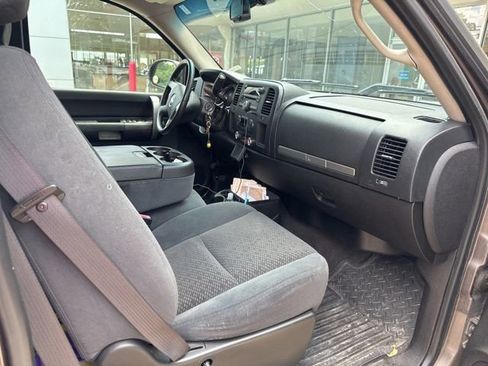 Used 2007 Chevrolet Silverado 1500 LT w/ 1LT Convenience Package RWD image 17