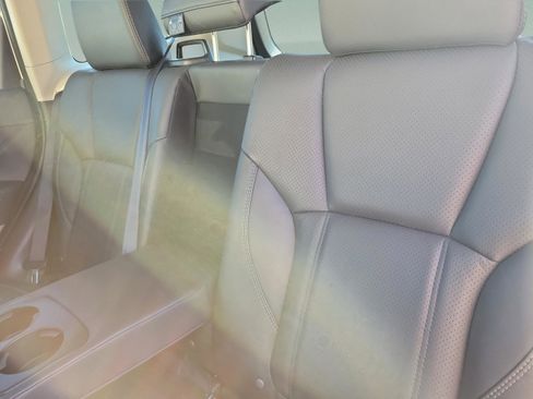 Used 2023 Subaru Forester Limited image 15