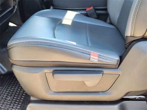 New 2024 RAM 2500 Tradesman w/ Convenience Group image 18