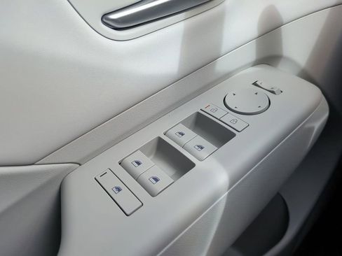 New 2026 Hyundai Kona Limited image 32