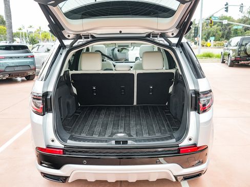 Certified 2025 Land Rover Discovery Sport S AWD/4WD image 28