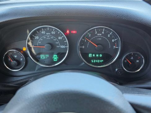 Used 2018 Jeep Wrangler Unlimited Sport S AWD/4WD image 25