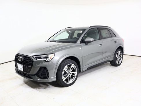 New 2025 Audi Q3 2.0T Premium image 12