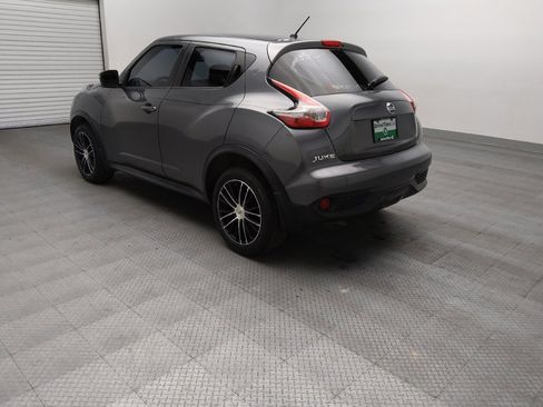 Used 2016 Nissan Juke S FWD image 5