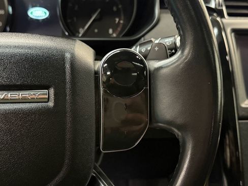 Used 2019 Land Rover Discovery SE image 27