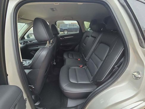 Used 2024 MAZDA CX-5 AWD 2.5 S w/ Select Package image 5