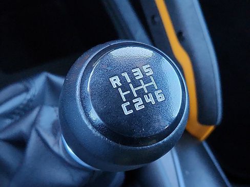 Used 2023 Ford Bronco Badlands image 19