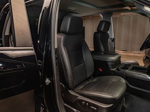 Used 2022 Chevrolet Silverado 2500 LTZ w/ LTZ Plus Package AWD/4WD image 30