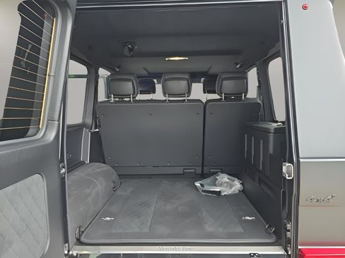 Used 2017 Mercedes-Benz G 550 Squared image 36