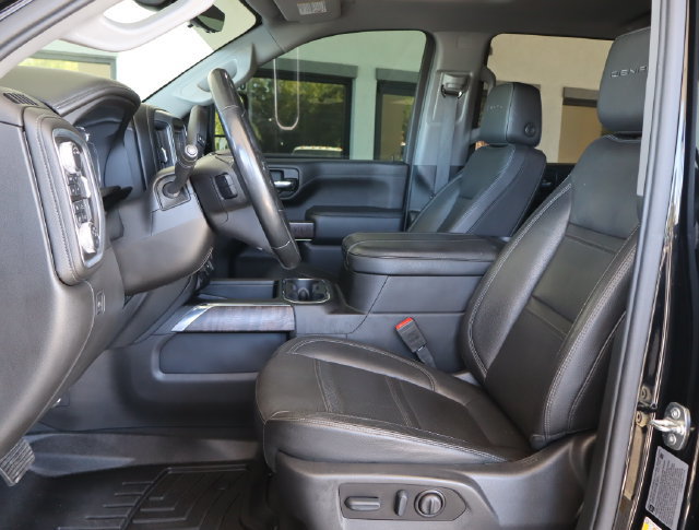 Used 2023 GMC Sierra 2500 Denali w/ Denali Ultimate Package AWD/4WD image 16