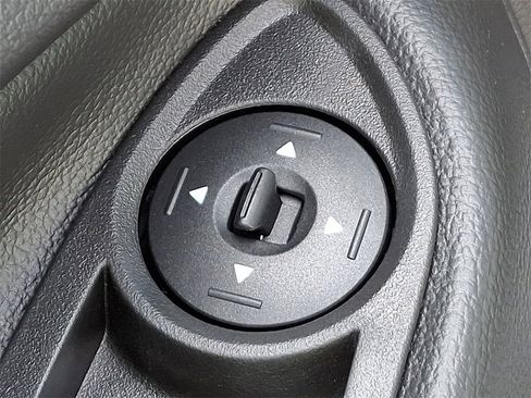 Used 2017 Ford C-MAX SE image 27