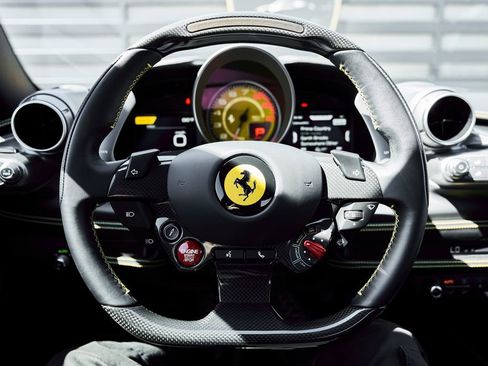 Used 2021 Ferrari F8 Tributo image 55