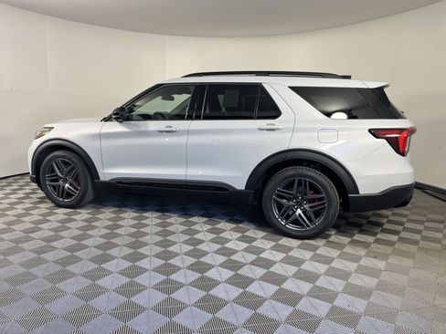 New 2026 Ford Explorer ST w/ Sun And Sound Package AWD/4WD image 2