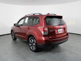 Used 2018 Subaru Forester 2.5i Premium w/ All-Weather Package image 3