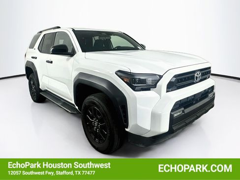 Used 2025 Toyota 4Runner SR5 AWD/4WD image 1