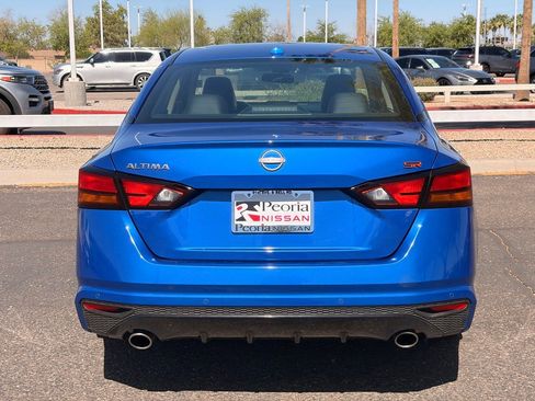 Certified 2025 Nissan Altima 2.5 SR FWD image 5