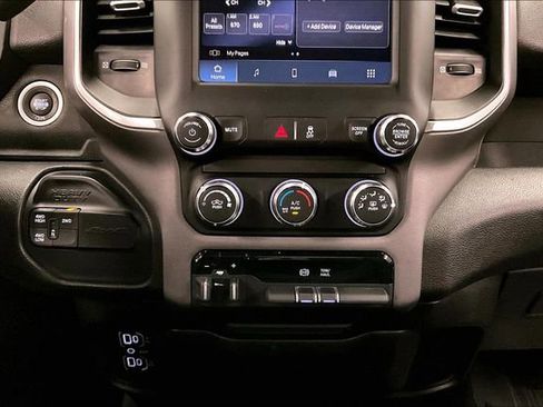 Used 2022 RAM 2500 Big Horn image 26