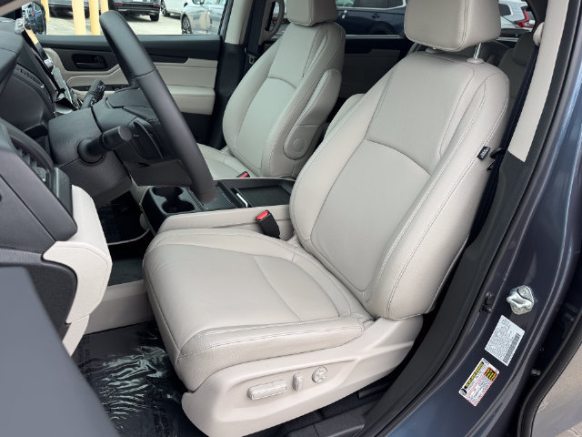 Certified 2026 Honda Odyssey EX-L image 16