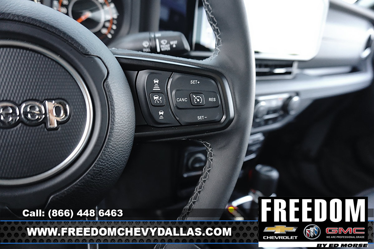 Used 2025 Jeep Gladiator Sport AWD/4WD image 22