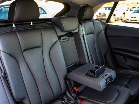 Used 2022 Audi Q8 Premium Plus w/ Premium Plus Package image 40